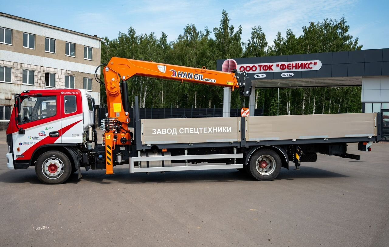 Dongfeng C120L - Грузовик бортовой/ Платформа, Автоманипулятор: фото 2 Dongfeng C120L - Грузовик бортовой/ Платформа, Автоманипулятор: фото 2