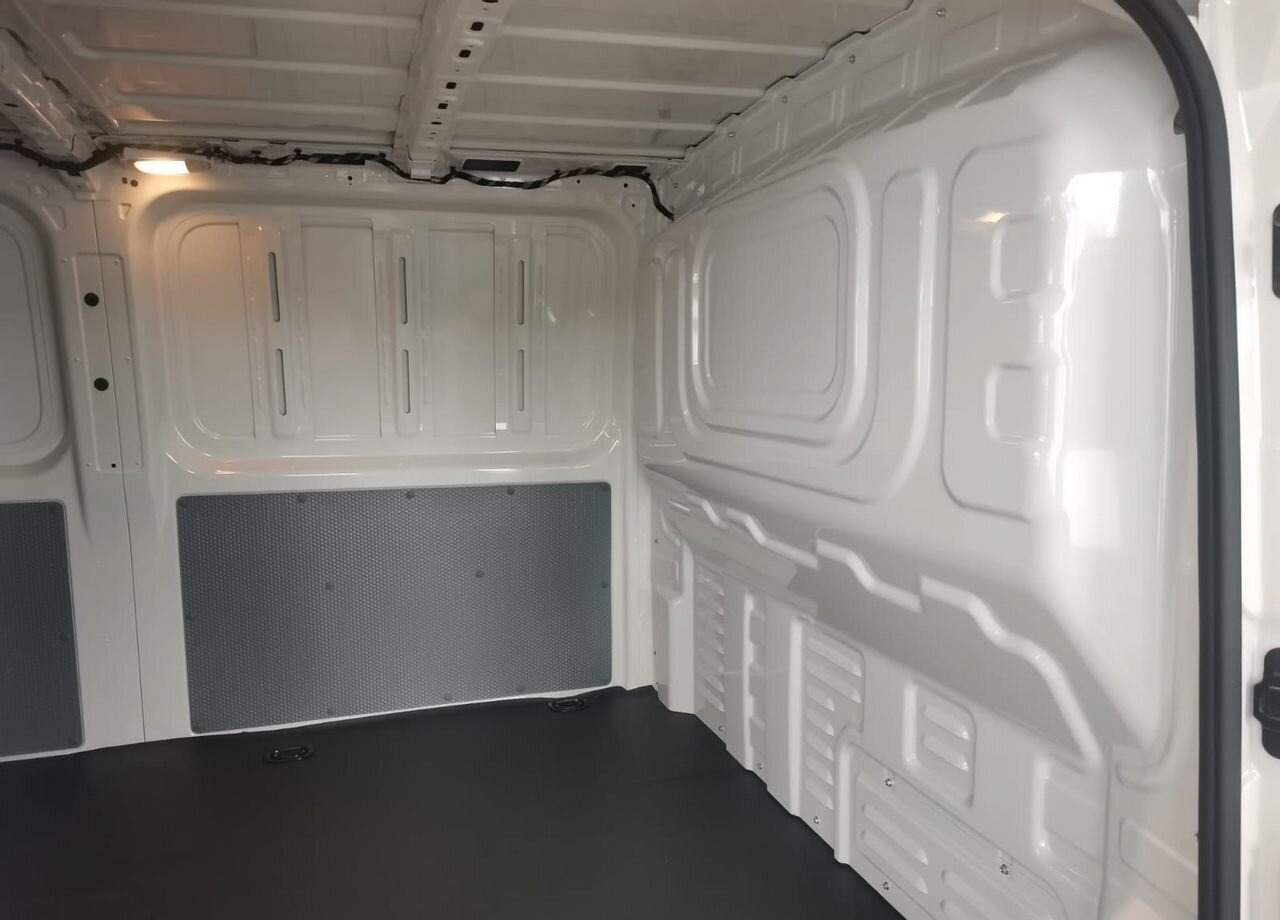 Новый Цельнометаллический фургон Foton View 2.0 AT, Новый: фото 9