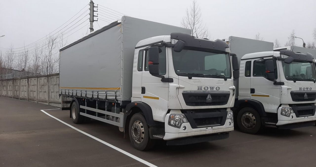 Howo T5G - Тентованный грузовик: фото 1 Howo T5G - Тентованный грузовик: фото 1