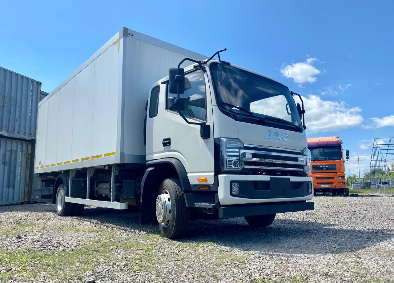 JAC N120X - Изотермический грузовик: фото 1 JAC N120X - Изотермический грузовик: фото 1
