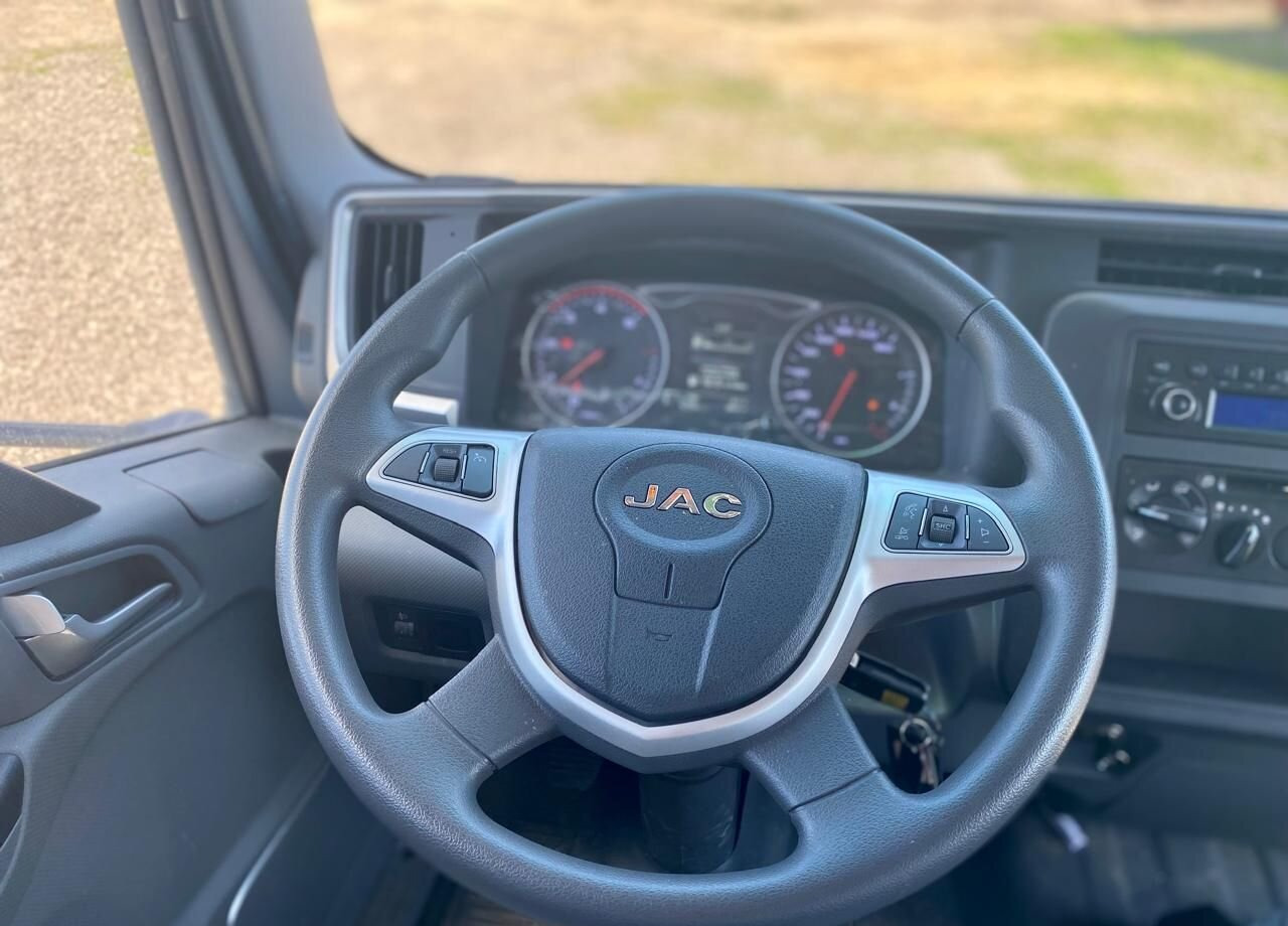 JAC N120X - Изотермический грузовик: фото 5 JAC N120X - Изотермический грузовик: фото 5