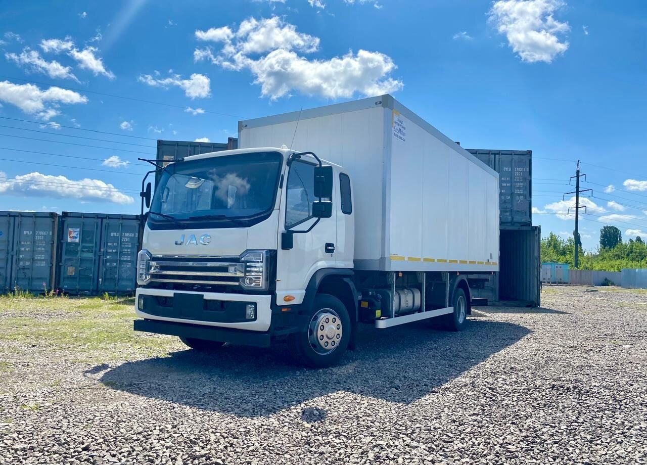 JAC N120X - Изотермический грузовик: фото 3 JAC N120X - Изотермический грузовик: фото 3