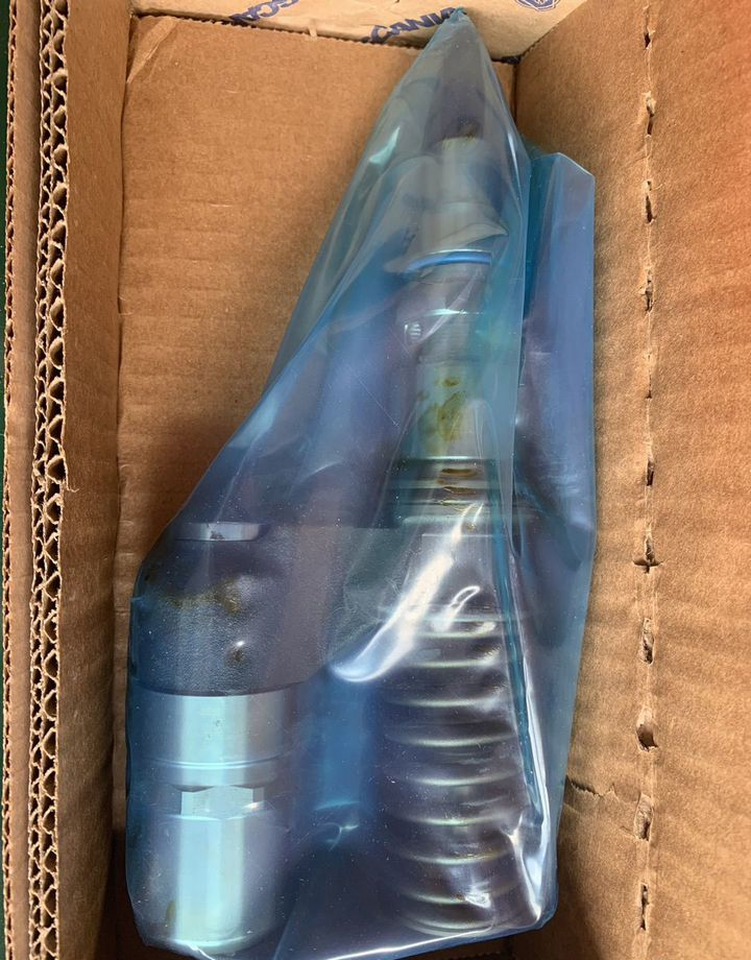 SCANIA Насос форсунка PDE Scania 574298 - Топливная система: фото 2 SCANIA Насос форсунка PDE Scania 574298 - Топливная система: фото 2