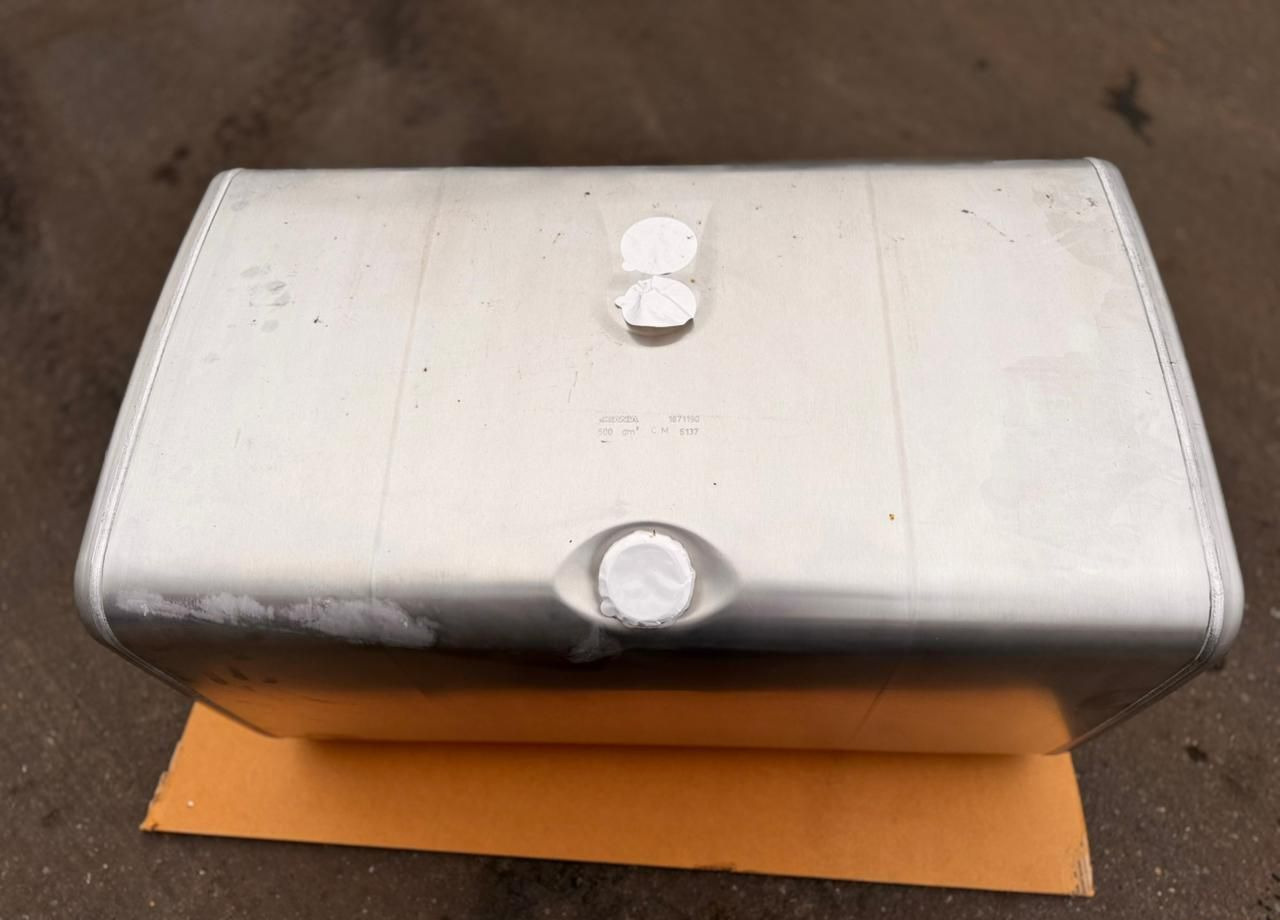 SCANIA Оригинальный топливный бак Scania 1871190 - Топливный бак: фото 2 SCANIA Оригинальный топливный бак Scania 1871190 - Топливный бак: фото 2