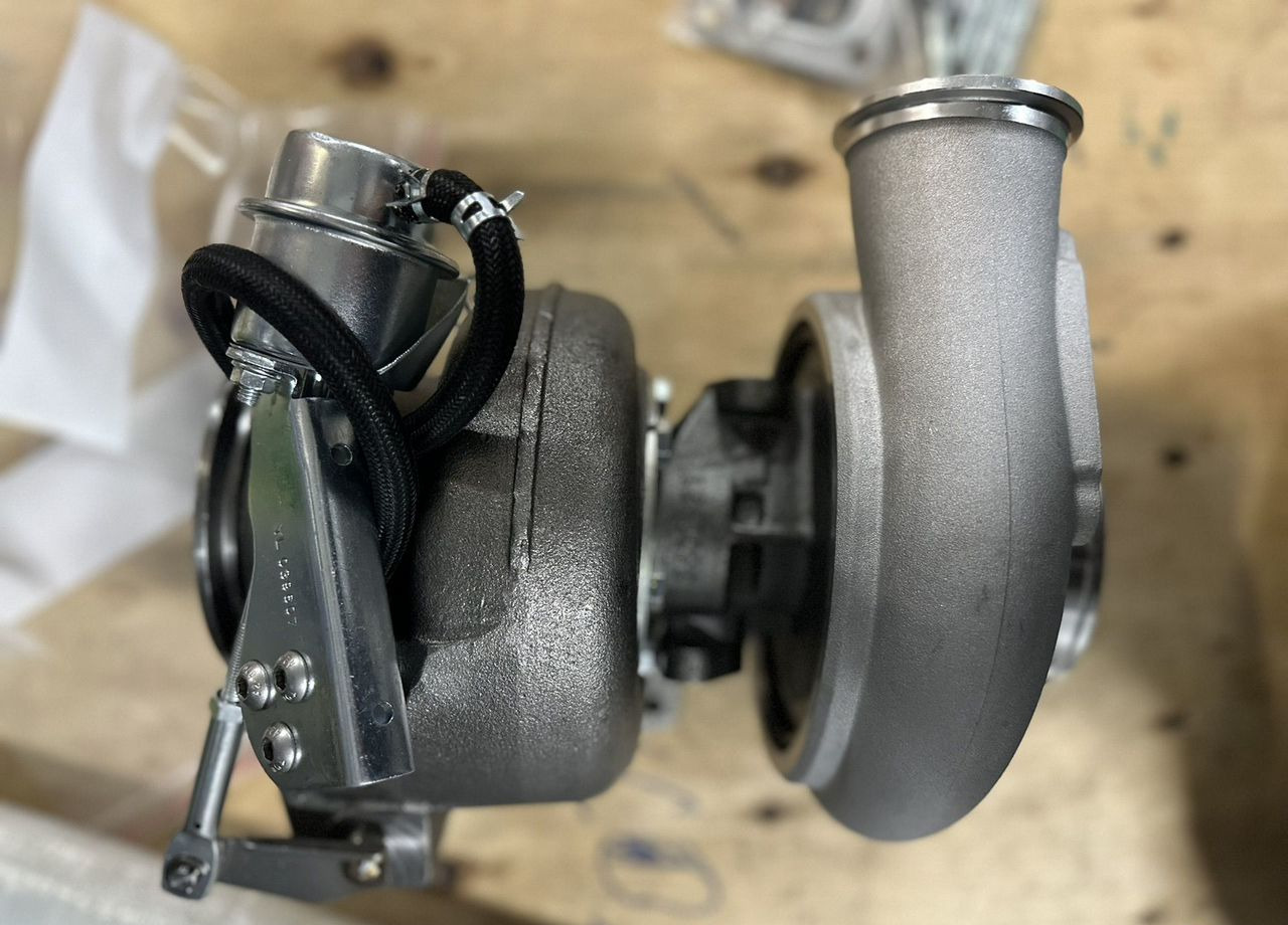 Holset 11129601 Турбокомпрессор Volvo - Турбина: фото 2 Holset 11129601 Турбокомпрессор Volvo - Турбина: фото 2