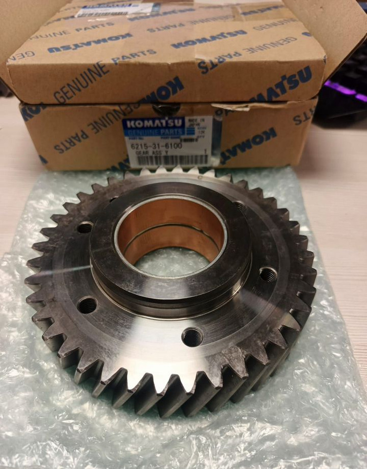 Komatsu 6215-31-6100 Шестерня Komatsu - Коробка передач и запчасти для Грузовиков: фото 1 Komatsu 6215-31-6100 Шестерня Komatsu - Коробка передач и запчасти для Грузовиков: фото 1