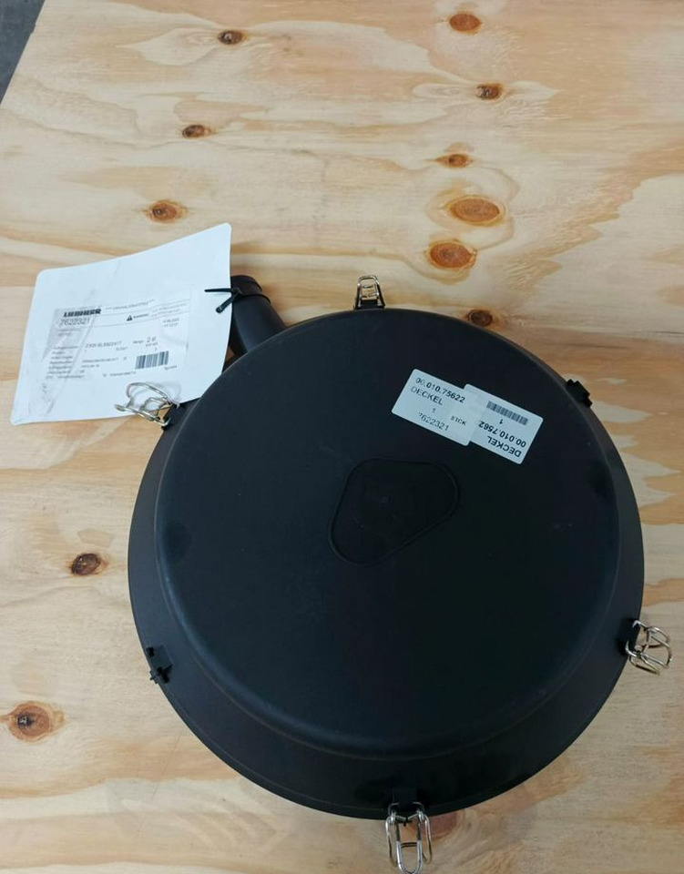 LIEBHERR 7622321 Крышка Liebherr ORG - Система впуска: фото 1 LIEBHERR 7622321 Крышка Liebherr ORG - Система впуска: фото 1