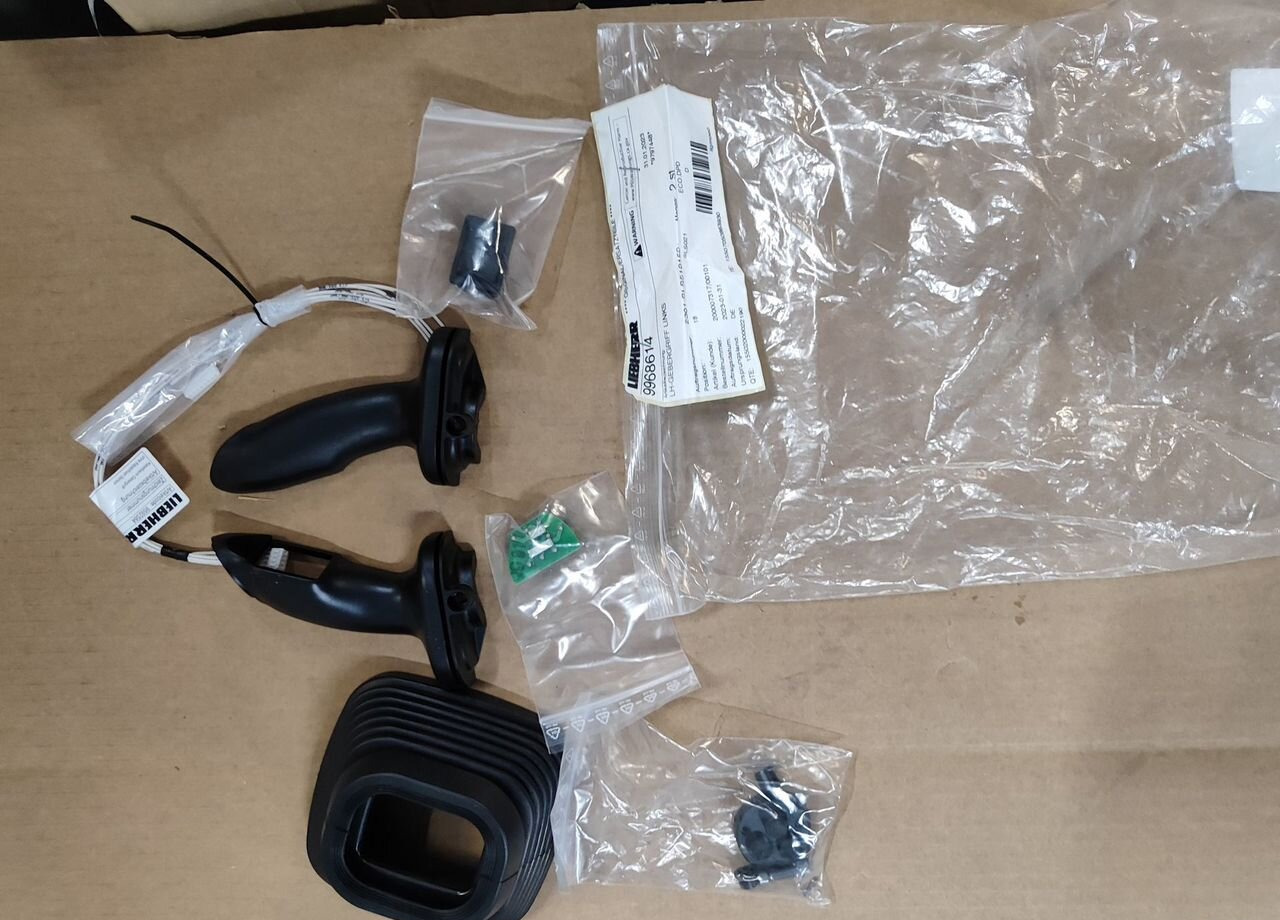 LIEBHERR 9968614 Ремкомплект рукояти джойстика Liebherr - Блок управления: фото 1 LIEBHERR 9968614 Ремкомплект рукояти джойстика Liebherr - Блок управления: фото 1