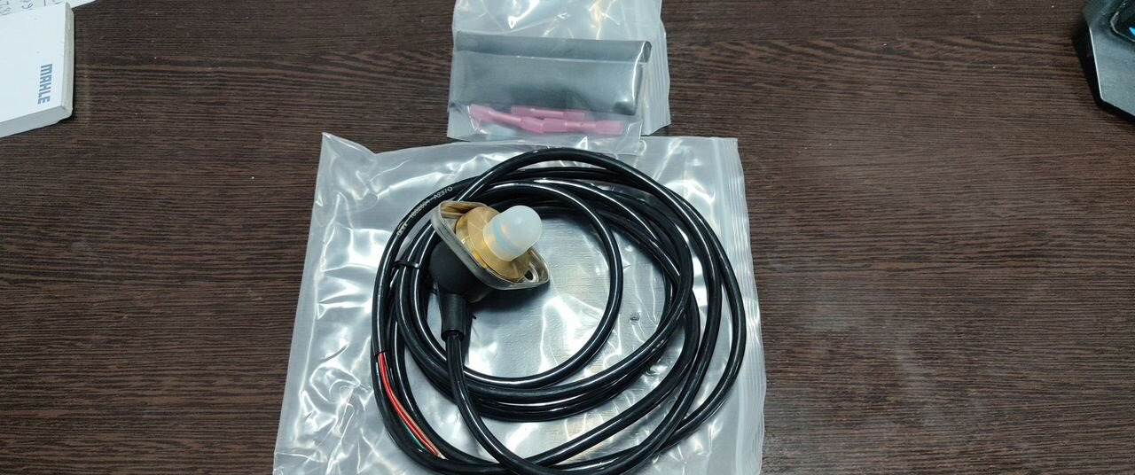 OREX 1862894 Датчик давления масла scania DC13 D13/16 - Электрическая система: фото 1 OREX 1862894 Датчик давления масла scania DC13 D13/16 - Электрическая система: фото 1