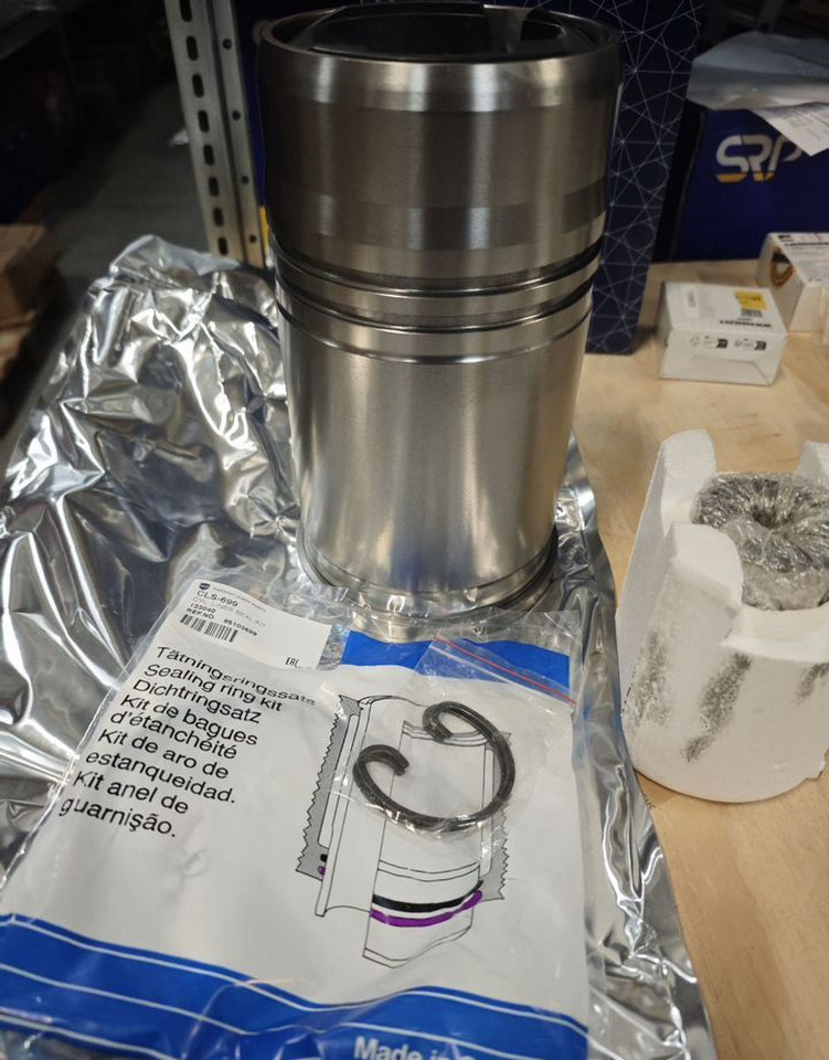 SLP CLK676 Поршневая группа SLP - Поршень/ Кольцо/ Втулка для Грузовиков: фото 3 SLP CLK676 Поршневая группа SLP - Поршень/ Кольцо/ Втулка для Грузовиков: фото 3