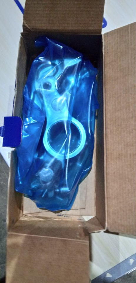 VOLVO 21243114 Коромысло 20941606 Volvo - Двигатель и запчасти для Грузовиков: фото 2 VOLVO 21243114 Коромысло 20941606 Volvo - Двигатель и запчасти для Грузовиков: фото 2