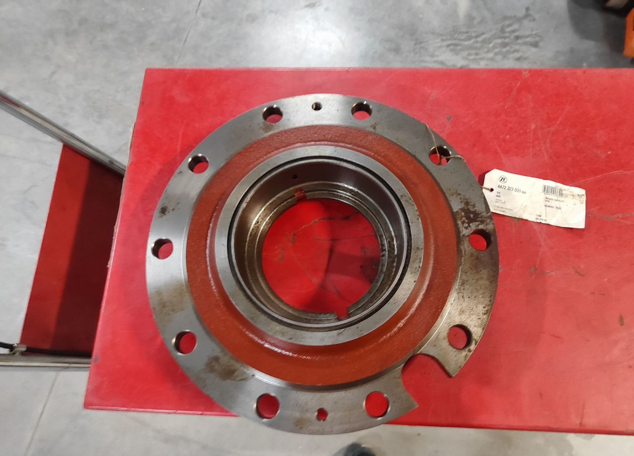 ZF 4472322031 Ступица 11710795 volvo - Ступица для Грузовиков: фото 2 ZF 4472322031 Ступица 11710795 volvo - Ступица для Грузовиков: фото 2