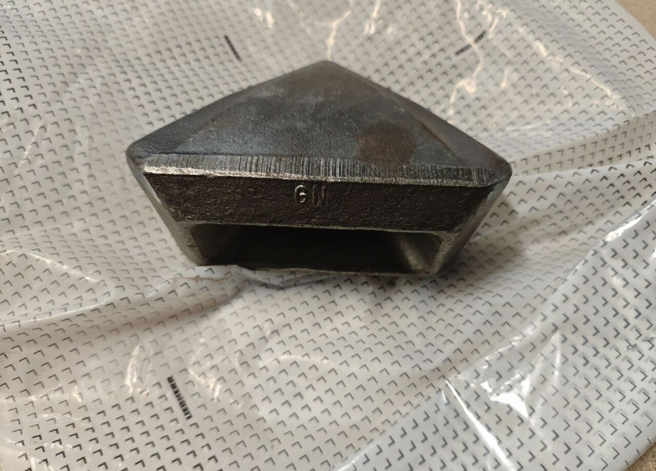 LIEBHERR 3201712 Коронка лепестка грейфера Liebherr - Запчасти для Навесного оборудования: фото 1 LIEBHERR 3201712 Коронка лепестка грейфера Liebherr - Запчасти для Навесного оборудования: фото 1