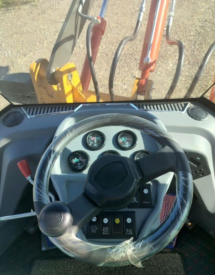 Новый Экскаватор-погрузчик ATLET 1CX: фото 10