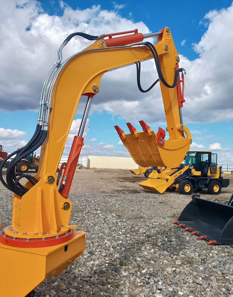 ATLET 1CX - Экскаватор-погрузчик: фото 2 ATLET 1CX - Экскаватор-погрузчик: фото 2