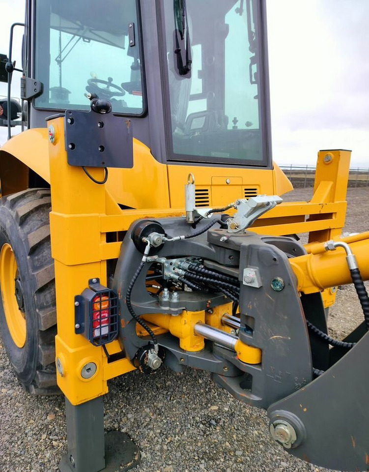 Новый Экскаватор-погрузчик ATLET 3X: фото 17 Новый Экскаватор-погрузчик ATLET 3X: фото 17