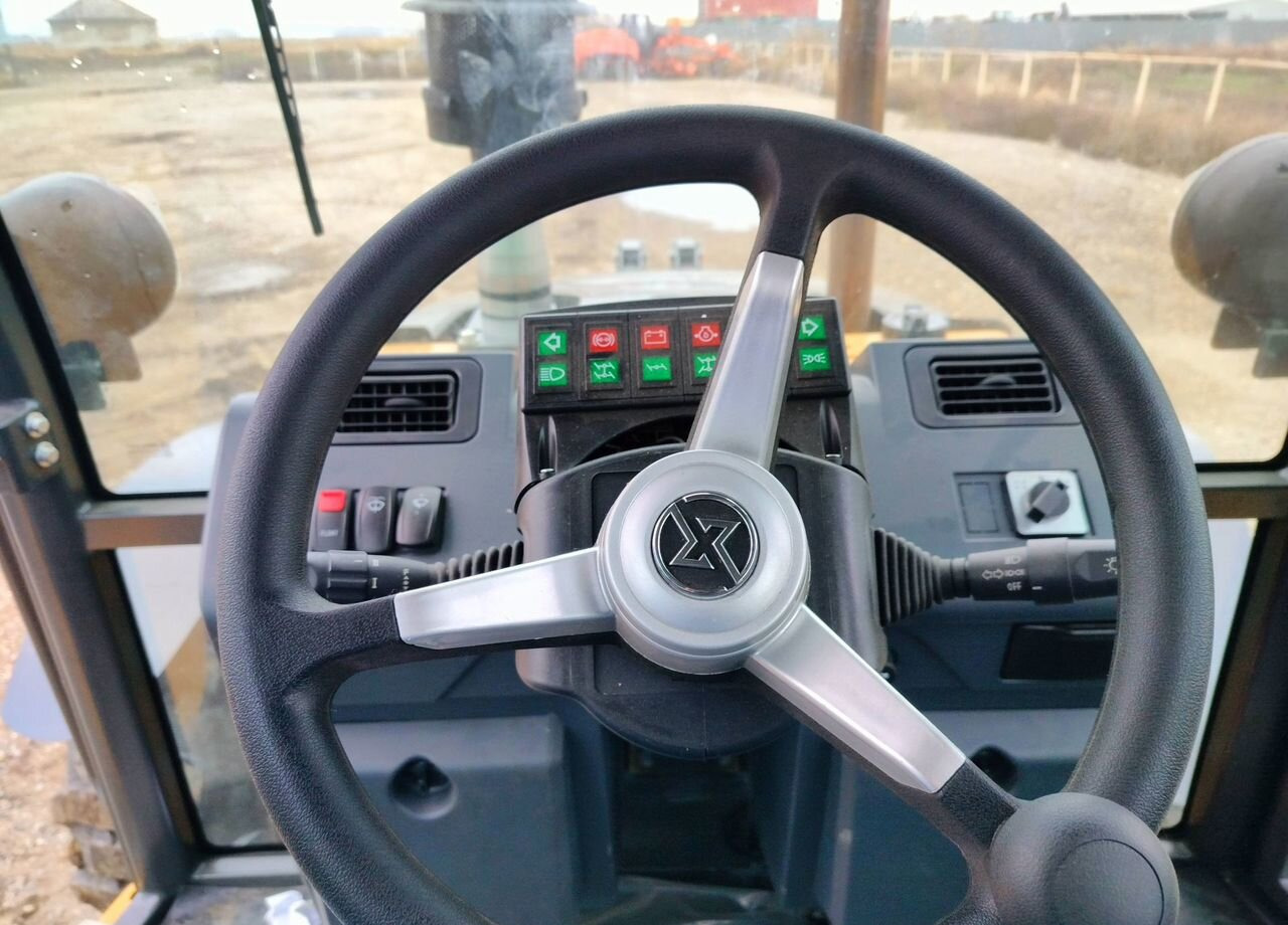 ATLET 3X - Экскаватор-погрузчик: фото 4 ATLET 3X - Экскаватор-погрузчик: фото 4