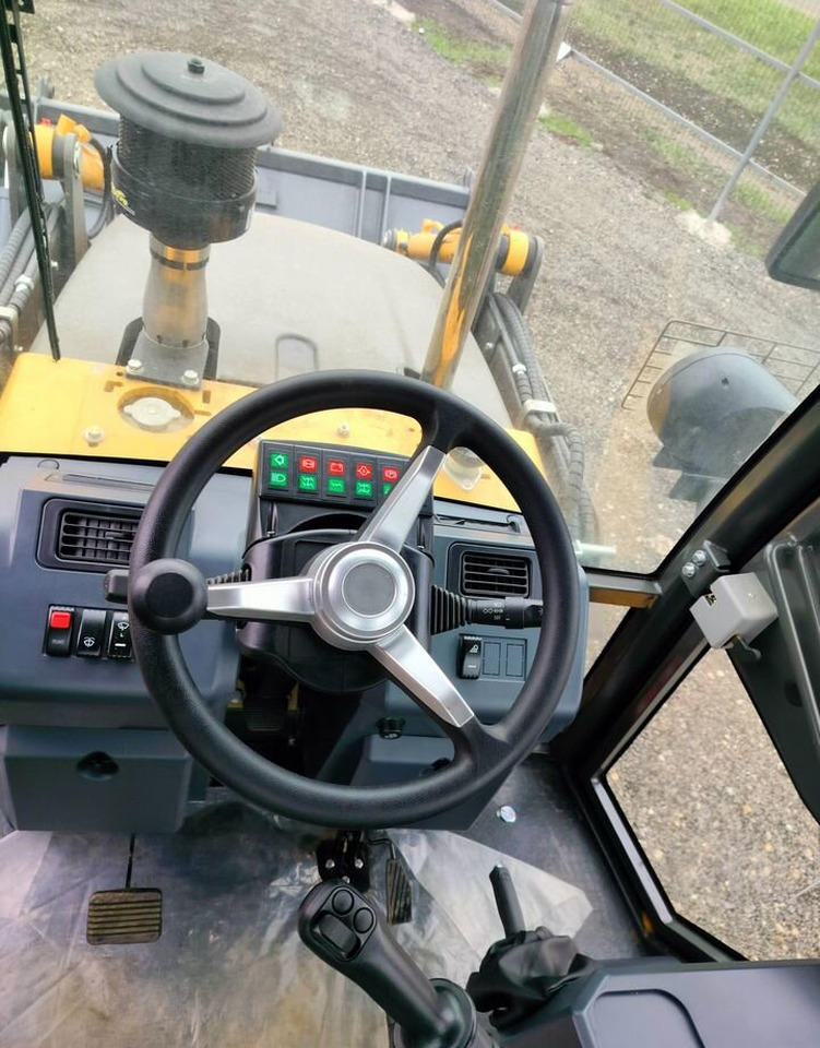 Новый Экскаватор-погрузчик ATLET 3X: фото 9 Новый Экскаватор-погрузчик ATLET 3X: фото 9