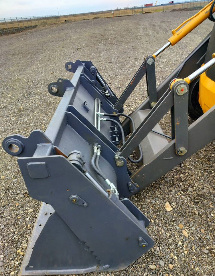 Новый Экскаватор-погрузчик ATLET 3X: фото 13 Новый Экскаватор-погрузчик ATLET 3X: фото 13