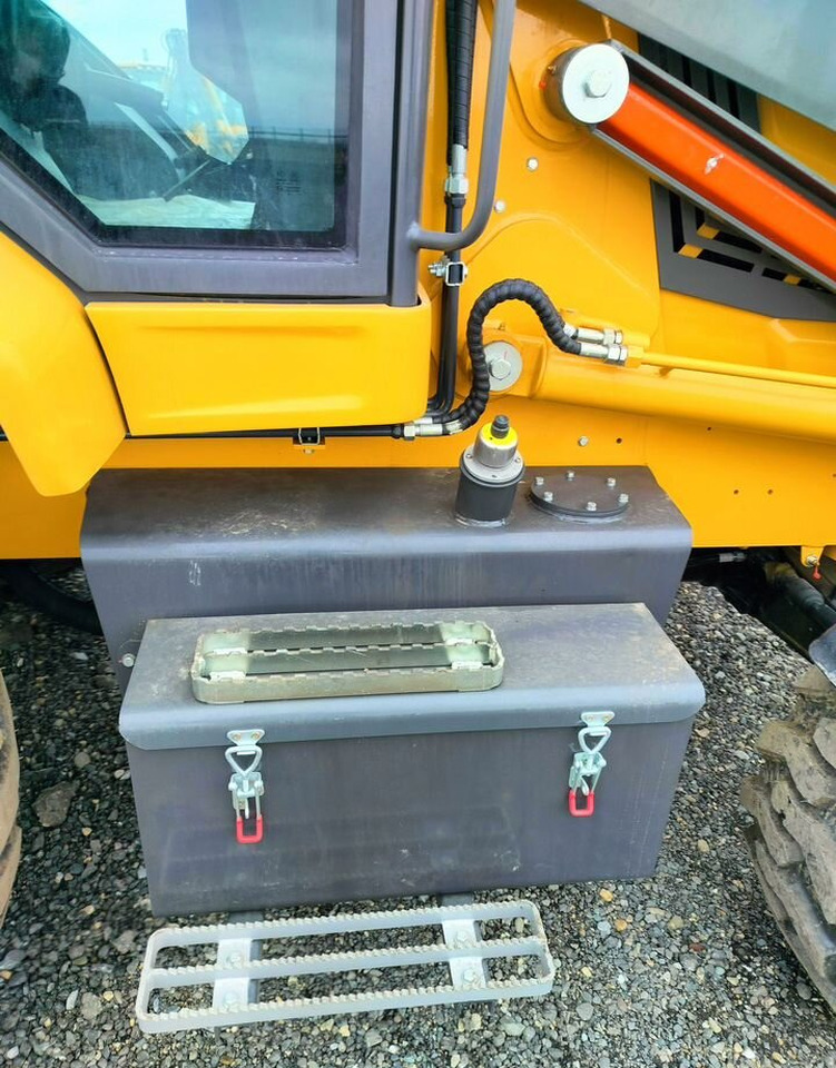 Новый Экскаватор-погрузчик ATLET 3X: фото 12