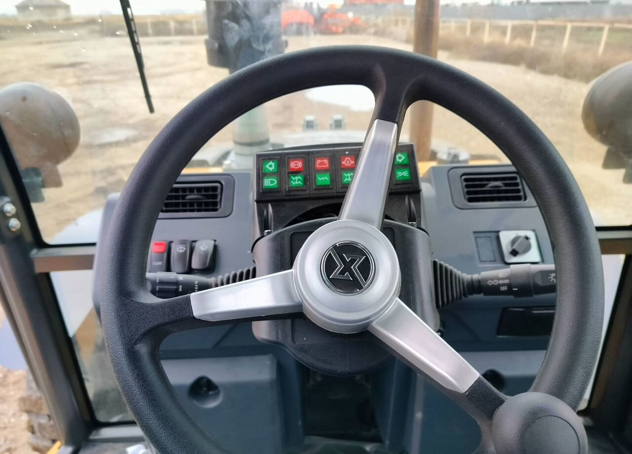 Новый Экскаватор-погрузчик ATLET 3X: фото 7