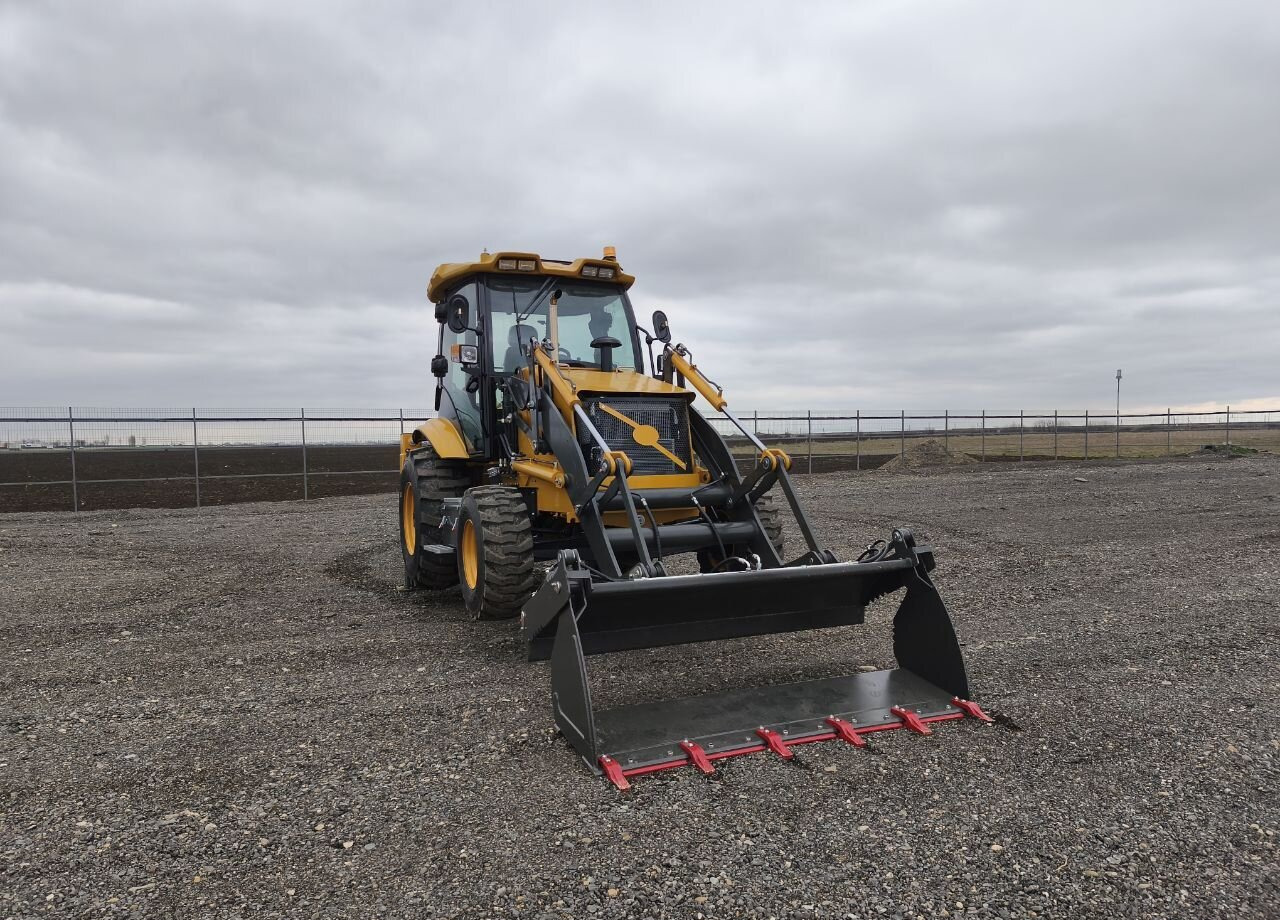 ATLET BL-700 - Экскаватор-погрузчик: фото 1 ATLET BL-700 - Экскаватор-погрузчик: фото 1
