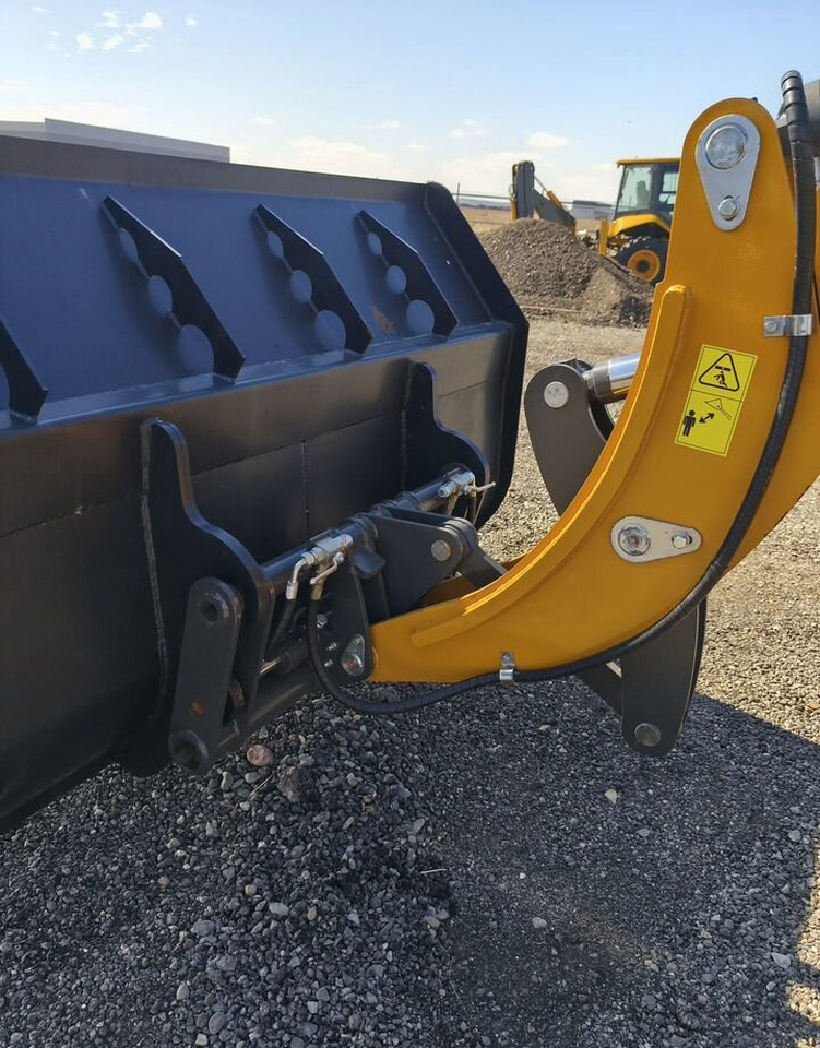 Новый Телескопический фронтальный погрузчик Atlete ZL25: фото 9