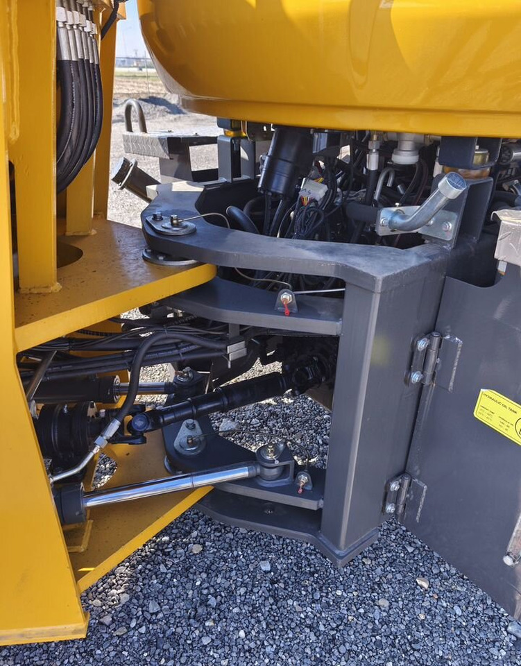 Новый Телескопический фронтальный погрузчик Atlete ZL25: фото 10