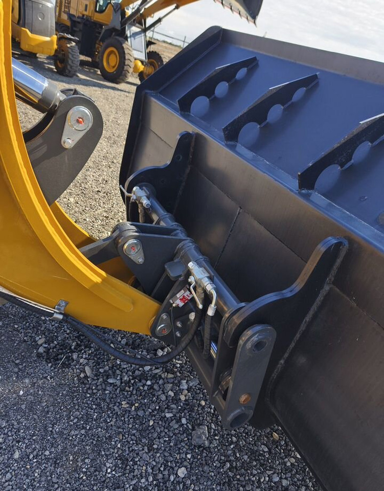 Atlete ZL30 - Телескопический фронтальный погрузчик: фото 5 Atlete ZL30 - Телескопический фронтальный погрузчик: фото 5