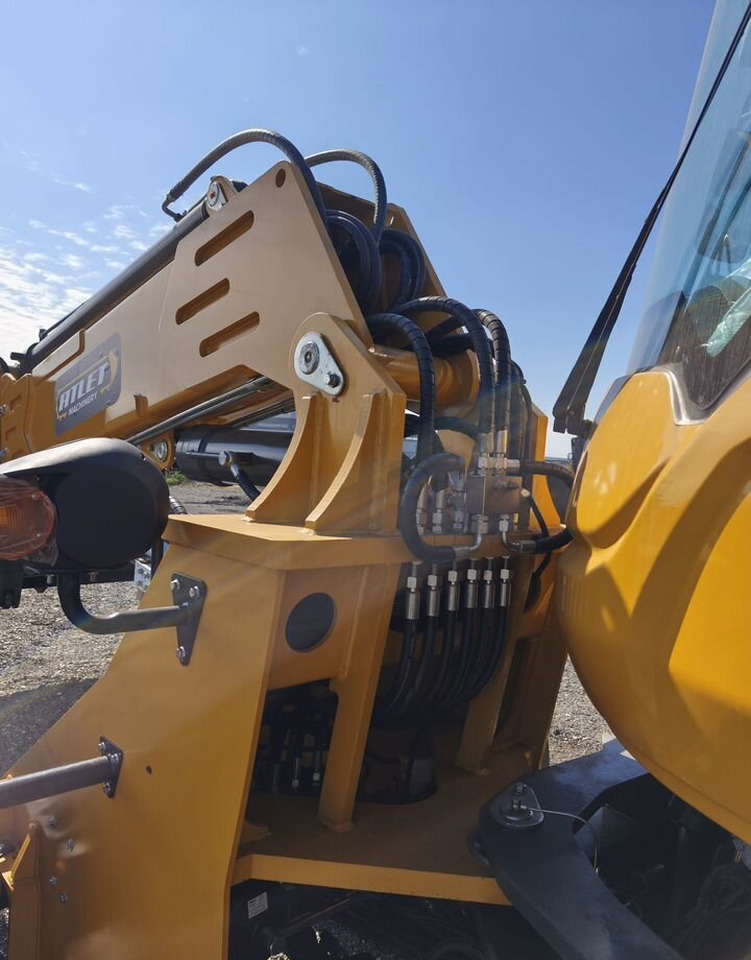 Новый Телескопический фронтальный погрузчик Atlete ZL30: фото 6