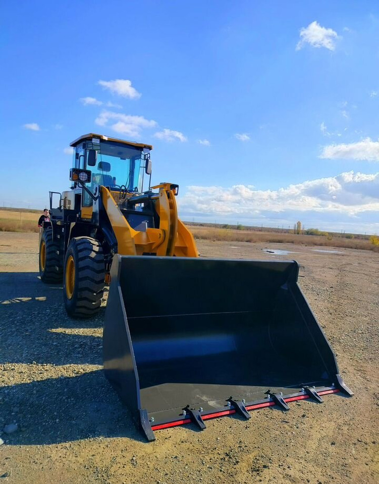 Atlete ZL300 - Колёсный погрузчик: фото 2 Atlete ZL300 - Колёсный погрузчик: фото 2