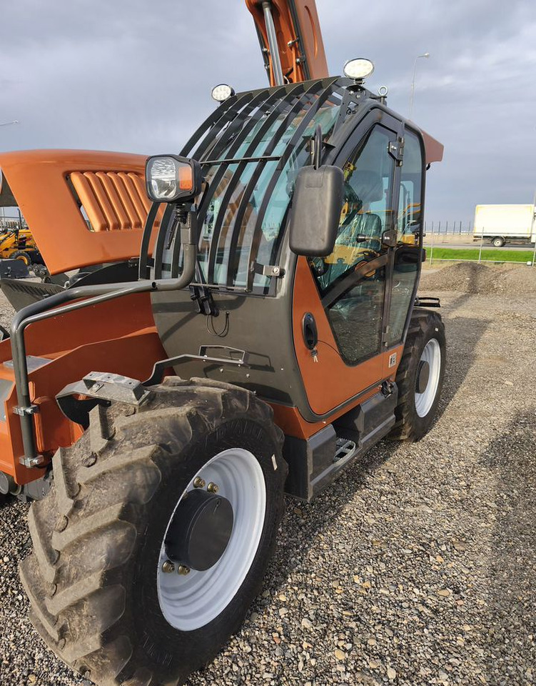 Новый Телескопический погрузчик Kyloton G10: фото 20