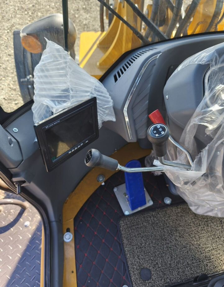 Новый Телескопический фронтальный погрузчик Kyloton G10: фото 7