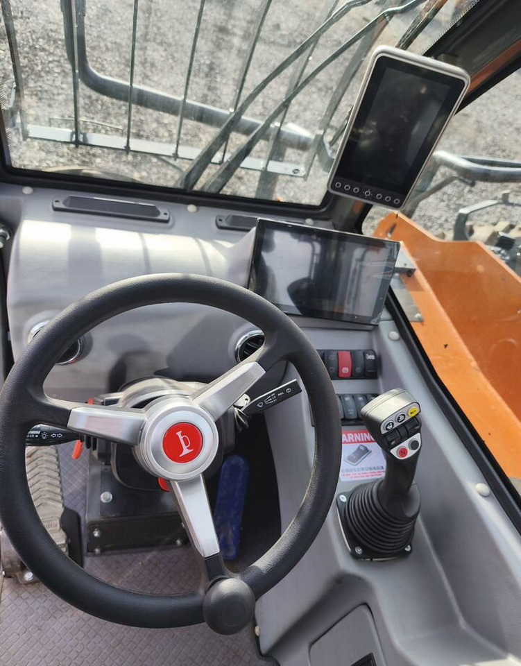 Новый Телескопический погрузчик Kyloton G10: фото 30