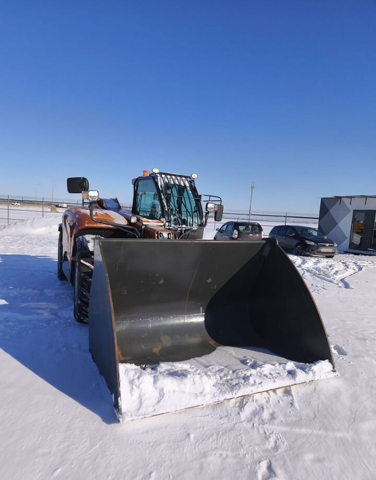 Kyloton G10 - Телескопический погрузчик: фото 2 Kyloton G10 - Телескопический погрузчик: фото 2