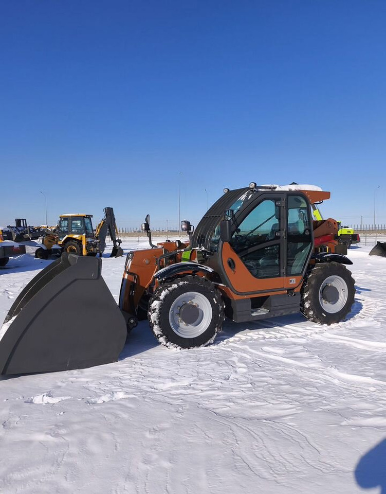 Kyloton G10 - Телескопический погрузчик: фото 3 Kyloton G10 - Телескопический погрузчик: фото 3