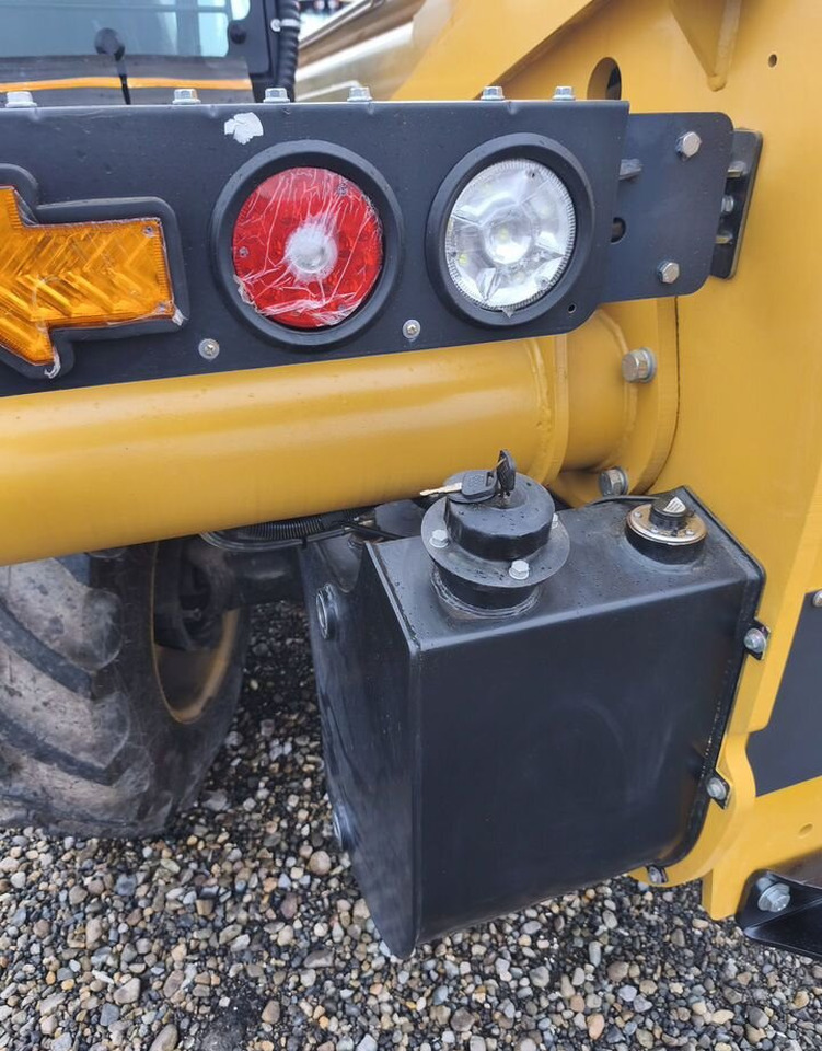 Новый Телескопический погрузчик Kyloton G10: фото 16