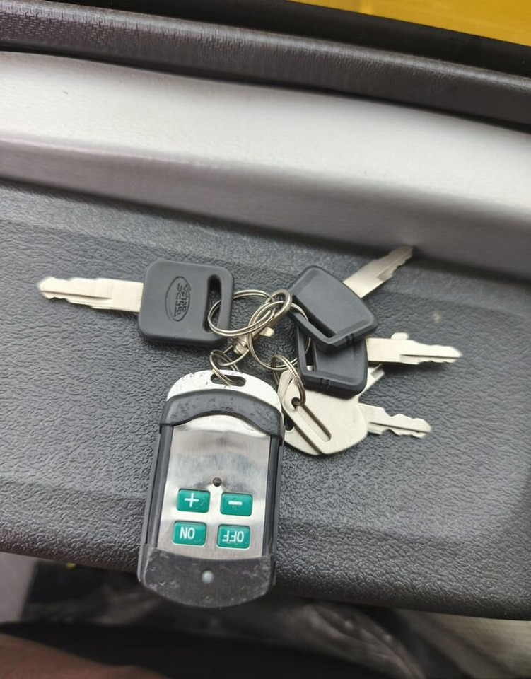 Новый Телескопический погрузчик Kyloton G10: фото 16