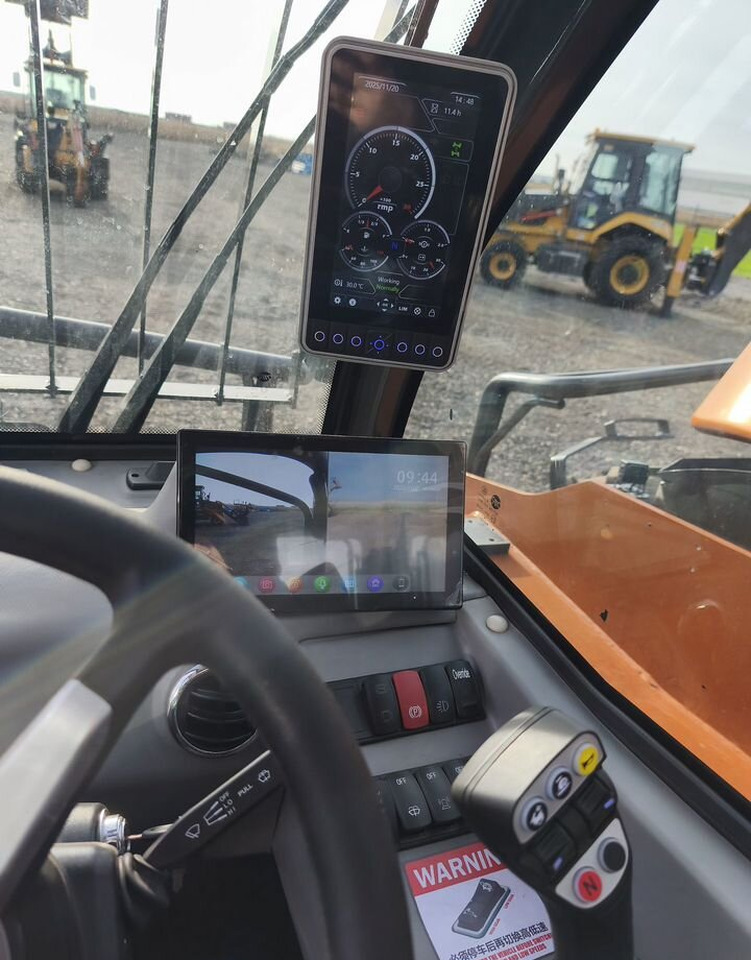 Новый Телескопический погрузчик Kyloton G10: фото 24