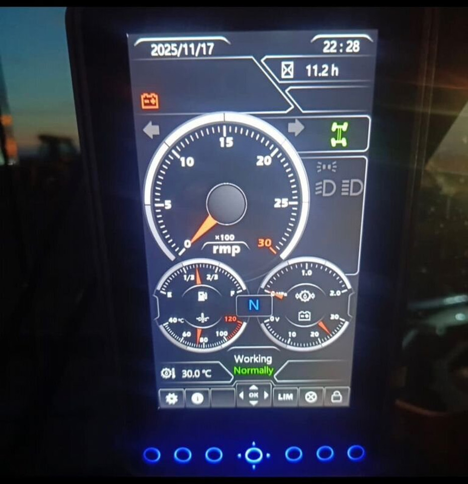 Новый Телескопический погрузчик Kyloton G10: фото 10