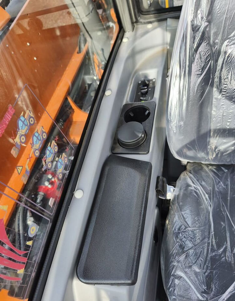 Новый Телескопический погрузчик Kyloton G10: фото 23