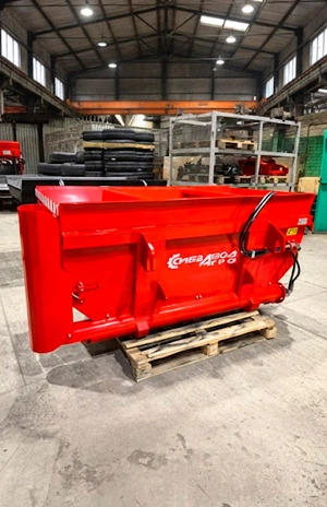 Ковш-кормораздатчик навесной ККН-1,2 - Кормораздатчик: фото 2 Ковш-кормораздатчик навесной ККН-1,2 - Кормораздатчик: фото 2