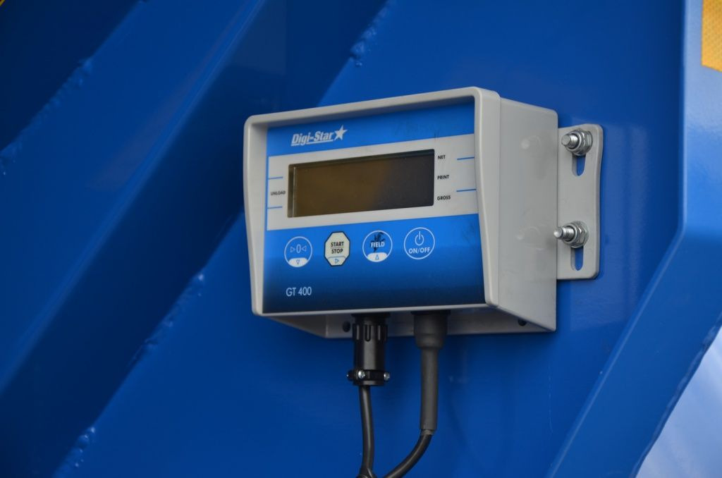 Бункер-перегрузчик зерна тракторный Тонар-БП15 - Сельскохозяйственный прицеп: фото 2 Бункер-перегрузчик зерна тракторный Тонар-БП15 - Сельскохозяйственный прицеп: фото 2