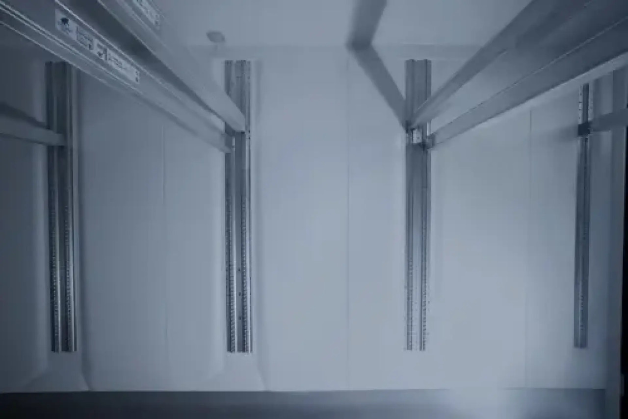 Полуприцеп изотермический Тонар R3-13D (66 европалет) - Изотермический полуприцеп: фото 4 Полуприцеп изотермический Тонар R3-13D (66 европалет) - Изотермический полуприцеп: фото 4