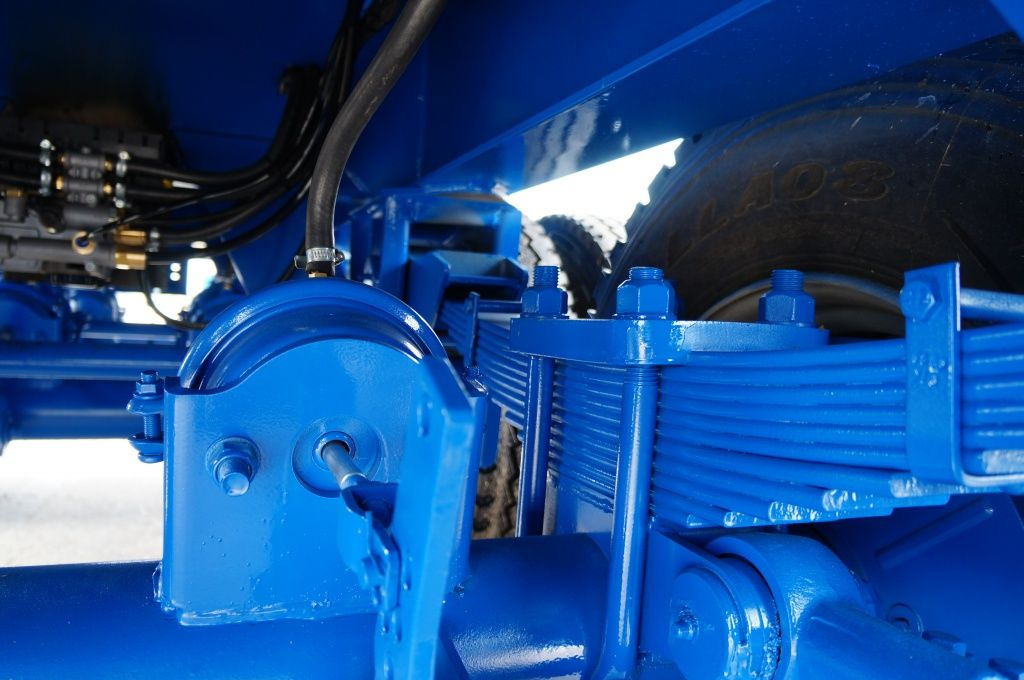 Полуприцеп-самосвал с донной разгрузкой Тонар-9591 - Самосвальный полуприцеп: фото 5 Полуприцеп-самосвал с донной разгрузкой Тонар-9591 - Самосвальный полуприцеп: фото 5