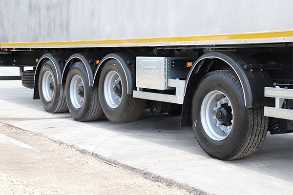 Полуприцеп со сдвижными полами Тонар SDP4-89 - Полуприцеп с подвижным полом: фото 4 Полуприцеп со сдвижными полами Тонар SDP4-89 - Полуприцеп с подвижным полом: фото 4