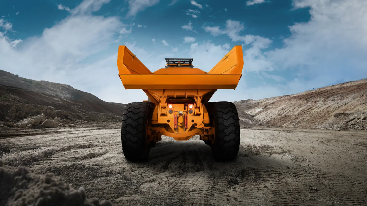 Шарнирно-сочлененный самосвал Тонар-7507 - Карьерный самосвал: фото 4 Шарнирно-сочлененный самосвал Тонар-7507 - Карьерный самосвал: фото 4