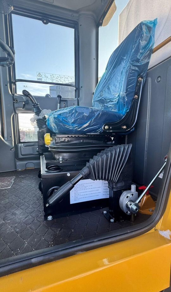 Новый Колёсный погрузчик LuGong T 938: фото 15