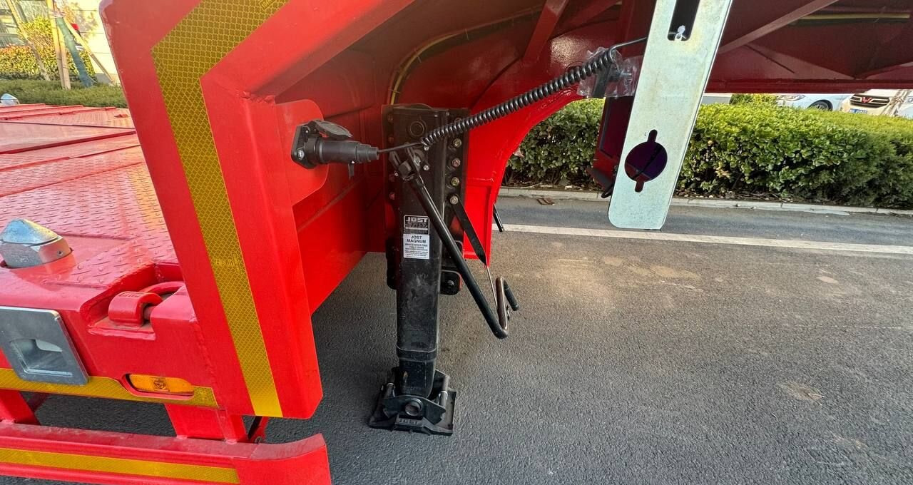 Новый Низкорамный полуприцеп Luxuda LZC9305TDP: фото 11