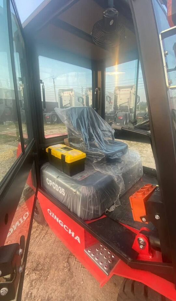 Новый Дизельный погрузчик QINGCHA K35: фото 12 Новый Дизельный погрузчик QINGCHA K35: фото 12